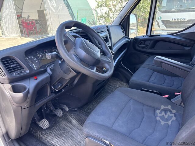 Refrigerator body van Iveco Daily 35C16