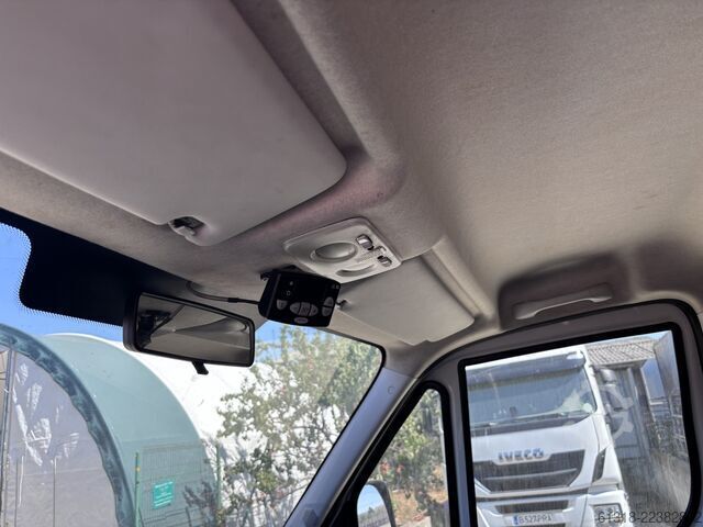 Refrigerator body van Iveco Daily 35C16