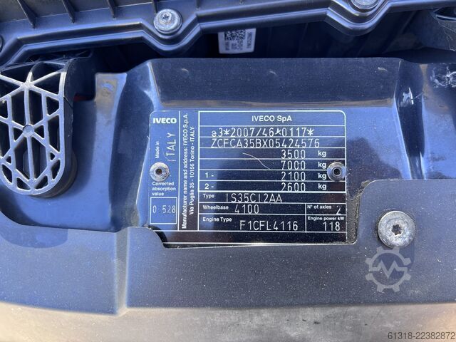 Refrigerator body van Iveco Daily 35C16