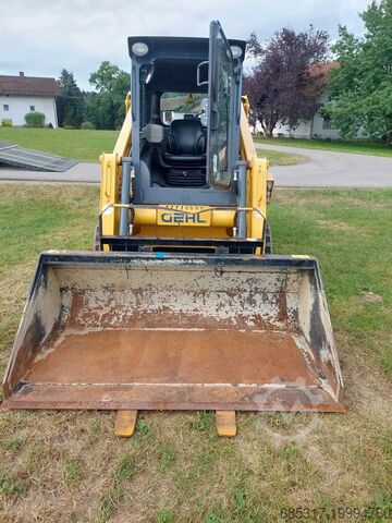 Compact Loaders Gehl RT 175