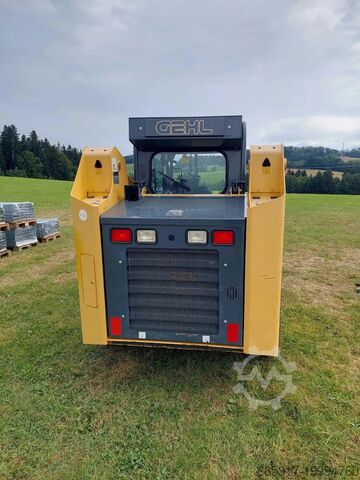 Compact Loaders Gehl RT 175