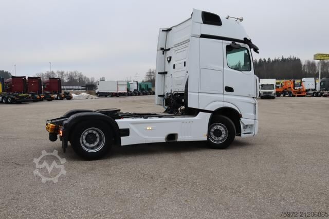 Standard SZM  Actros 1851 LS