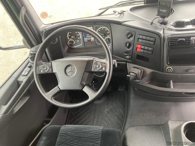 LKW mit Pritsche & Plane  Atego 1523 L