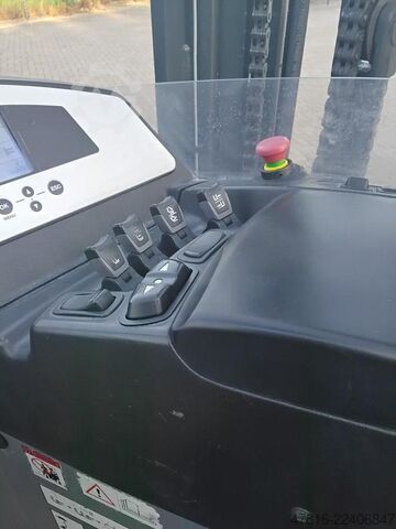 Reach truck STILL FM-X20 SE