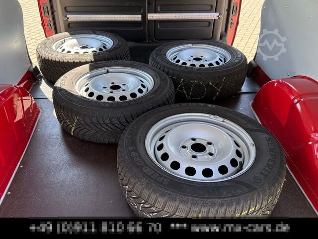 Kastenwagen VOLKSWAGEN Caddy Maxi DSG Klima Navi Kamera 2 Schiebetüren