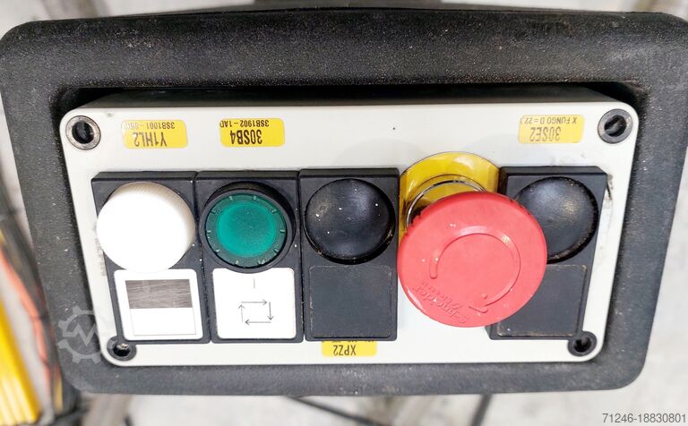 BEARBEITUNGSZENTRUM SCM SCM TECH Z2-27