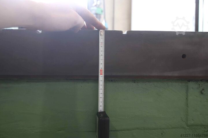 Clamping plate unbekannt 3100/2500/H300 mm