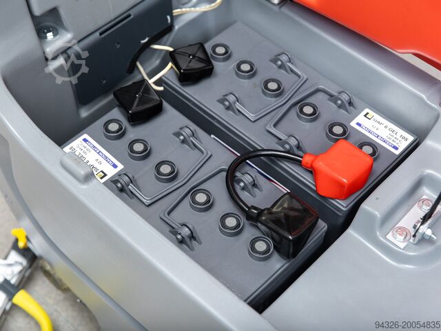 Hako Hakomatic B45 NEW BATTERIES Hako Hakomatic B45 TB510 NEW BATTERIES