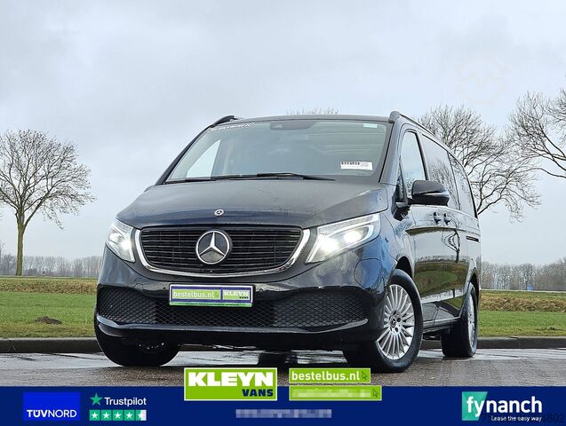 Passenger transportation MERCEDES-BENZ EQV 300 pano 8 personen