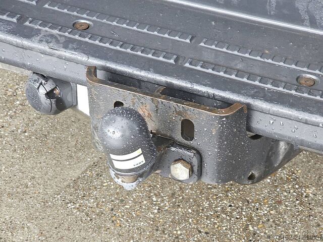 High-roof van VOLKSWAGEN CRAFTER 35 2.0 L4H3 Maxi Automaat!