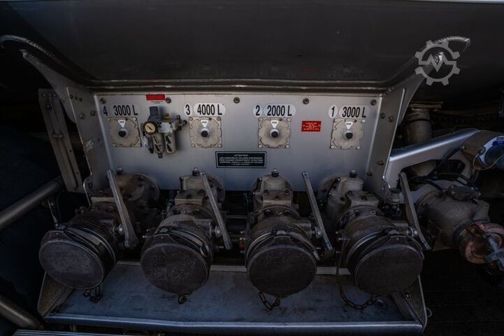 Fuel tanker DAF CF 460 + MAGYAR 12.000L/4COMP+INTARDER