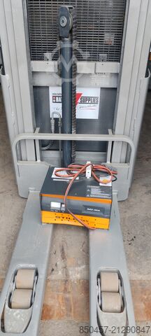 Palettenstapler Still EXV 12 new batt