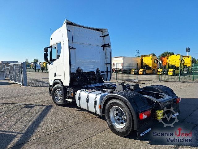 Standard tractor unit Scania R 460 A4x2NA