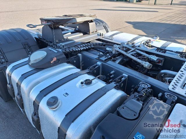 Standard tractor unit Scania R 460 A4x2NA