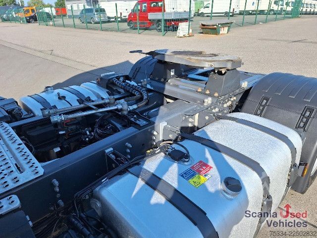 Standard tractor unit Scania R 460 A4x2NA