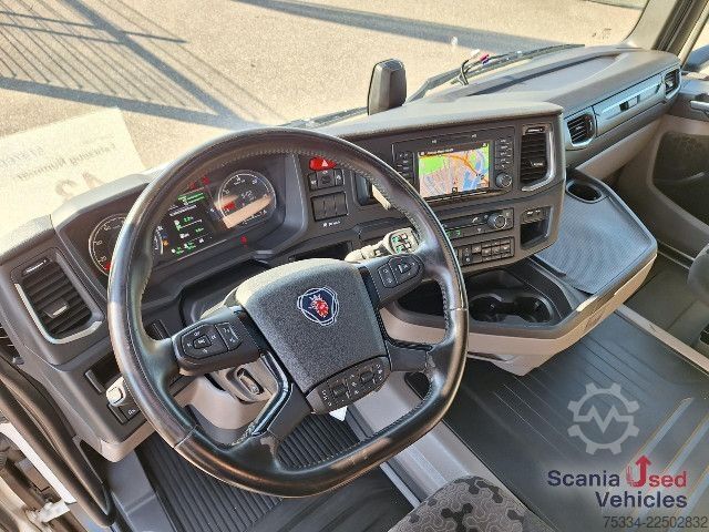Standard tractor unit Scania R 460 A4x2NA