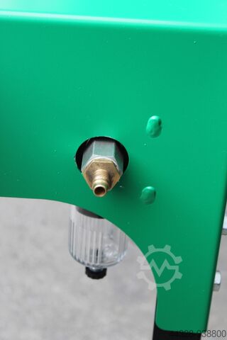 Altreifenpresse BTS- Reifenpackmaschine Tyre Packing Machine