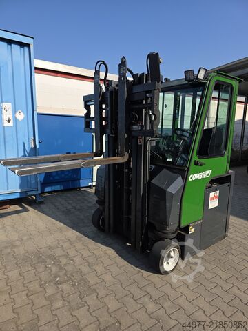 Side loader forklift Combilift CBE 3000
