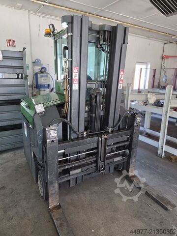 Side loader forklift Combilift CBE 3000