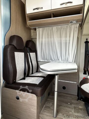 Kastenwagen Wohnmobil / Campervan PÖSSL Roadcruiser Revolution - Citroen 180PS Automat