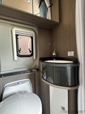 Kastenwagen Wohnmobil / Campervan PÖSSL Roadcruiser Revolution - Citroen 180PS Automat