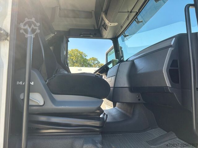 Wechselfahrgestell LKW MAN TGX 18.360 XLX / LBW / Koffer