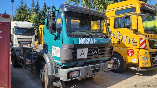 Abrollkipper Mercedes-Benz 1824 4x2 Meiller RK 13.055 blatt german