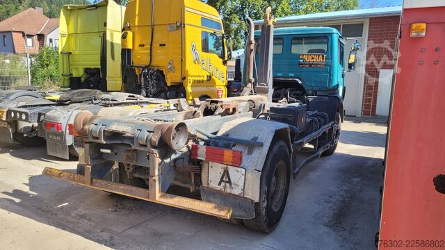 Abrollkipper Mercedes-Benz 1824 4x2 Meiller RK 13.055 blatt german