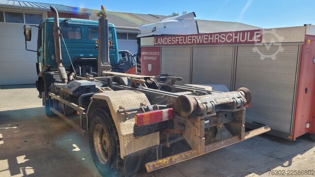Abrollkipper Mercedes-Benz 1824 4x2 Meiller RK 13.055 blatt german