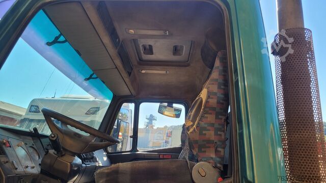 Abrollkipper Mercedes-Benz 1824 4x2 Meiller RK 13.055 blatt german