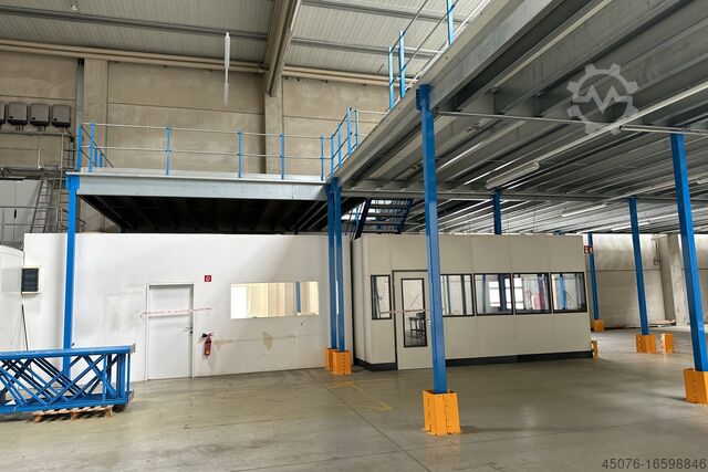 Lagerbühne 550m² Stow