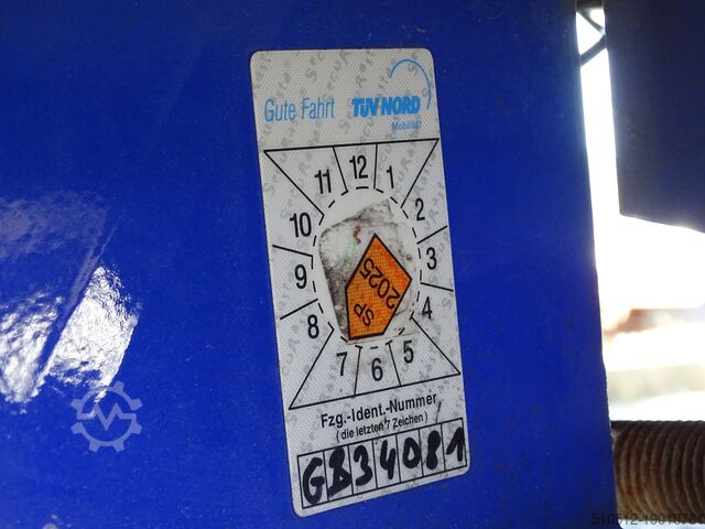 Low loader trailer Blomenröhr 688/18000