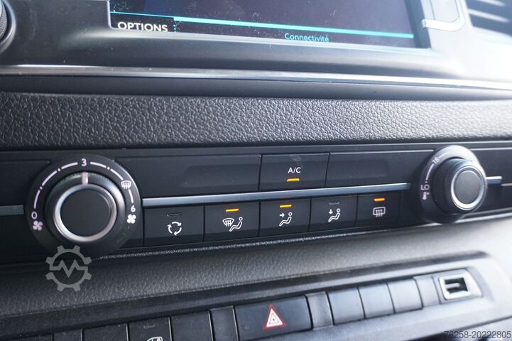 Delivery van Peugeot Expert 2.0 BlueHDI L2 EURO 6 - Airco - Navi - C...