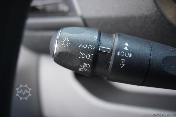 Delivery van Peugeot Expert 2.0 BlueHDI L2 EURO 6 - Airco - Navi - C...