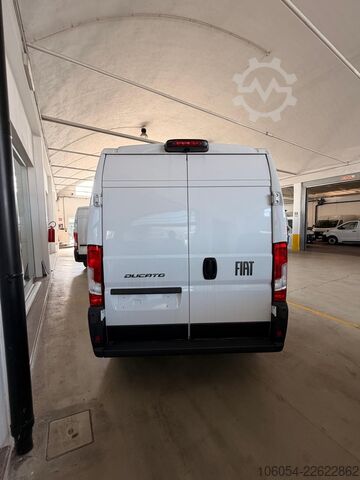 Kastenwagen mit Sitzplätzen FIAT Ducato Maxi