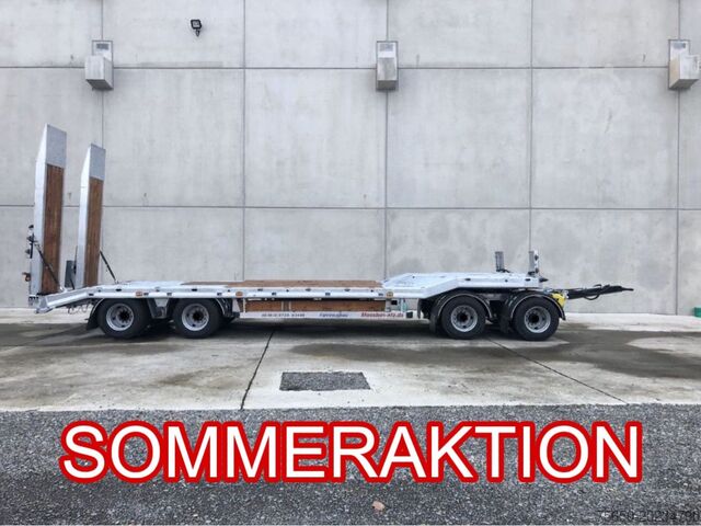 Low loader trailer Möslein T 4 VB F  4 Achs Tieflader- Anhänger, Neufahrzeug