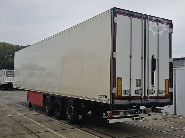 Refrigerated/frozen transport SCHMITZ MEATRAILS