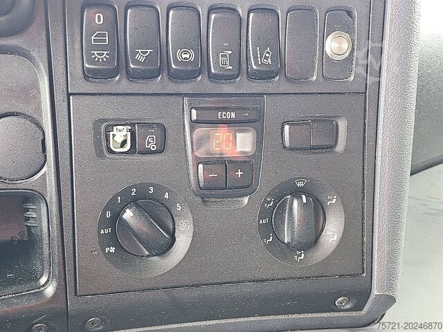 Kühl-/Tiefkühltransport SCANIA P320 6X2*4 LAMBERET LIFT