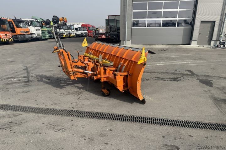 Commercial vehicle Müller-Mitteltal Müller Schneepflüge Breit 3.60 m