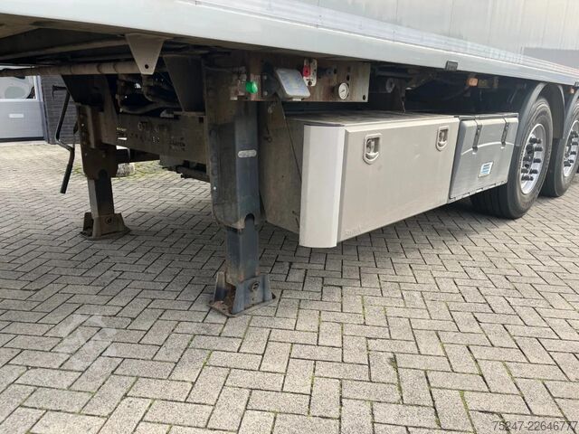 Moving floor Knapen Trailers K200 - 70m3 Liftas hogedrukreiniger
