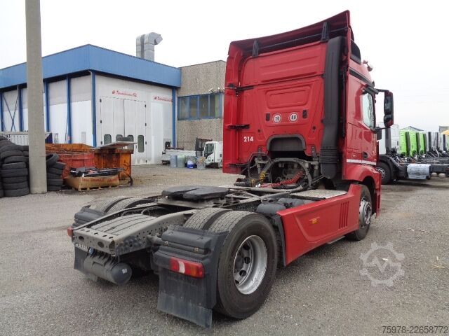 Standard SZM Mercedes-Benz Actros 1843