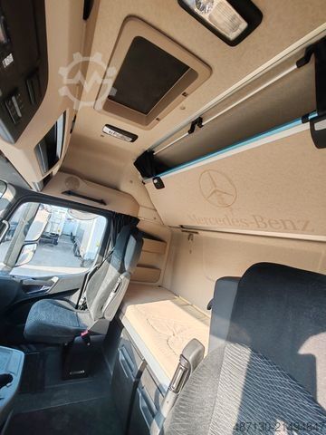 Volumen SZM MERCEDES-BENZ ACTROS 1851 Prime mega