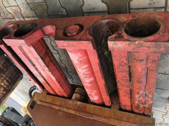 Bale clamps Auramo P-800LE