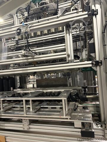 L. Meynard et Fils MPA 8 Flaschennetz-Verpacker (2014) L. Meynard et Fils Flaschennetz-Verpacker