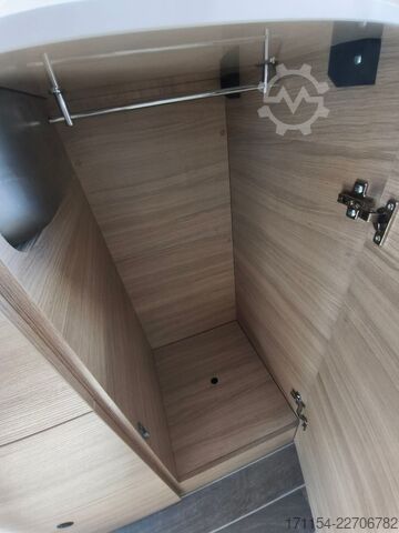 Kastenwagen Wohnmobil / Campervan FORSTER VAN 599 HB LIVIN UP PRO, Markise,Automatik