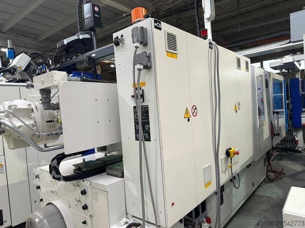 Spritzgießmaschine Krauss Maffei KM 200-1400 CX