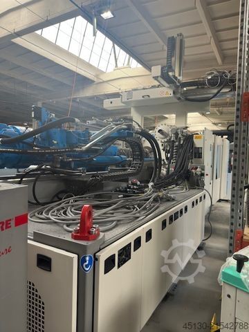 Spritzgießmaschine Krauss Maffei KM 400-3000 GX Blue Power