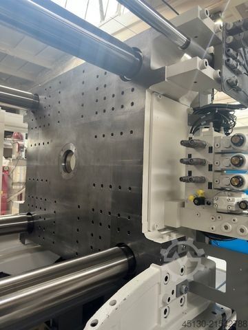 Spritzgießmaschine Krauss Maffei KM 400-3000 GX Blue Power