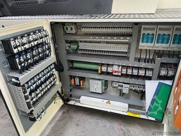 Spritzgießmaschine ENGEL Victory 330H/80V/160 combi Ecodrive