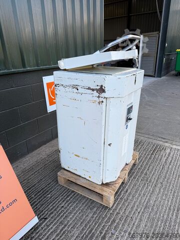 Painted dough fat press Seewer Rondo FGDISA/R.A